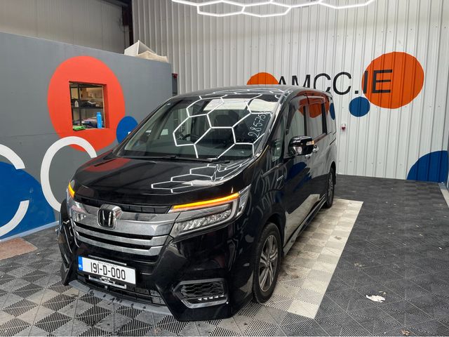 Image for 2019 Honda Stepwagon €23950 2019 HONDA STEPWAGON G HYBRID SENSING 2.0 AUTOMATIC / CRUISE CONTROL / REVERSE CAMERA / HEATED SEATS / 7 SEATS / AUTOMATIC DOORS AND MORE