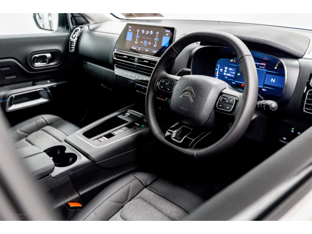 Image for 2026 Citroen C5 Aircross Plus Pack 1.2 Hybrid Auto 145HP