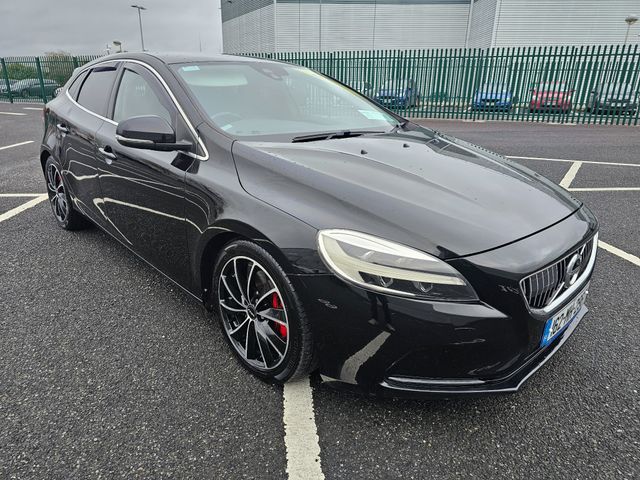 Image for 2016 Volvo V40 2.0 D4, 190 BHP, INSCRIPTION MODEL, GOOD HISTORY, FINANCE, WARRANTY, 5 STAR REVIEWS 