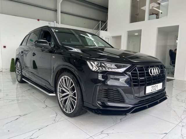 Image for 2021 Audi Q7 