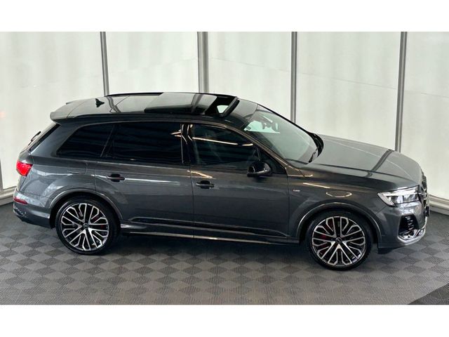 Image for 2025 Audi Q7 60 TFSIE Q COMP 490PS*PAN ROOF*BLACK ED*PARKING PLUS*