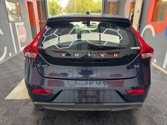 Image for 2015 Volvo V40 2015 VOLVO V40 T4 AUTOMATIC 1.6/ AUTOMATIC / PARKING CAMERA / ELECTRIC & HEATED SEATS AND MORE