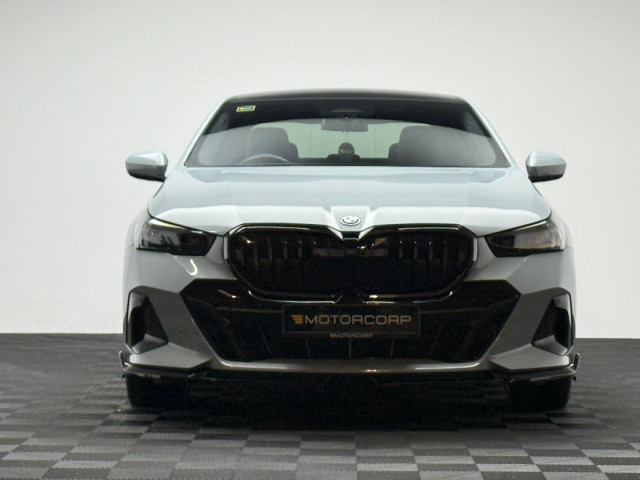 Image for 2024 BMW 5 Series 550E M SPORT PRO XDRIVE