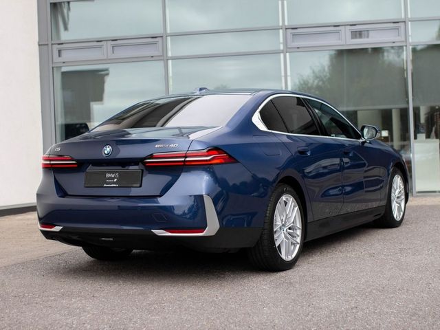 Image for 2026 BMW i5 eDrive40 Sport Edition