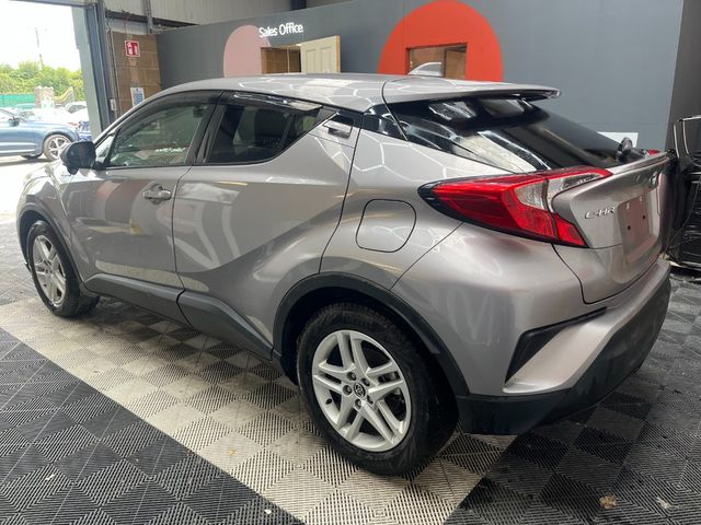 Image for 2020 Toyota C-HR 2020 TOYOTA C-HR 2WD 1.8 HYBRID AUTOMATIC / CRUISE CONTROL / REVERSE CAMERA AND MORE
