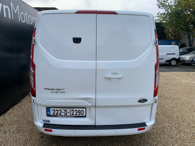 Image for 2022 Ford Transit Custom 2.0 TDCI 130 PS LIMITED LWB // PRICE EXCL. VAT // ONE OWNER // GREAT CONDITION // 08/27 CVRT // ALLOY WHEELS, AIR CON AND HEATED SEATS // 