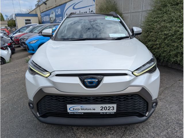 Image for 2023 Toyota Corolla Cross Z 4WD AUTOMATIC HYBRID 1.8 PETROL //HIGH SPEC//PANORAMIC GLASS ROOF//HALF LEATHER HEATED SEATS//REVERSE CAMERA//ADAPTIVE CRUISE CONTROL//KEYLESS ENTRY//