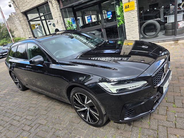 Image for 2022 Volvo V90 RECHARGE 2.0 T6 350 BHP R-DESIGN AWD ESTATE. FSH. FINANCE ARRANGED. SIMI. AA APPROVED.