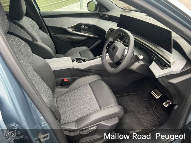 Image for 2025 Peugeot 5008 STD ALLURE MHEV 136 E-DSC6 4DR