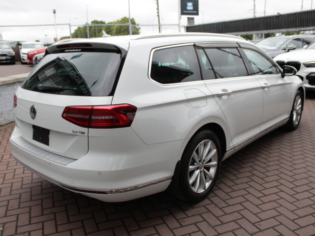 Image for 2018 Volkswagen Passat 2.0TDI 150BHP HIGHLINE EDITION 5DR ESTATE AUTO // 1 OWNER CAR IN MINT CONDITION // BUY WITH CONFIDENCE AA AND SIMI APPROVED DEALER 2026 // FINANCE ARRANGED // ALL TRADE INS WELCOME // 
