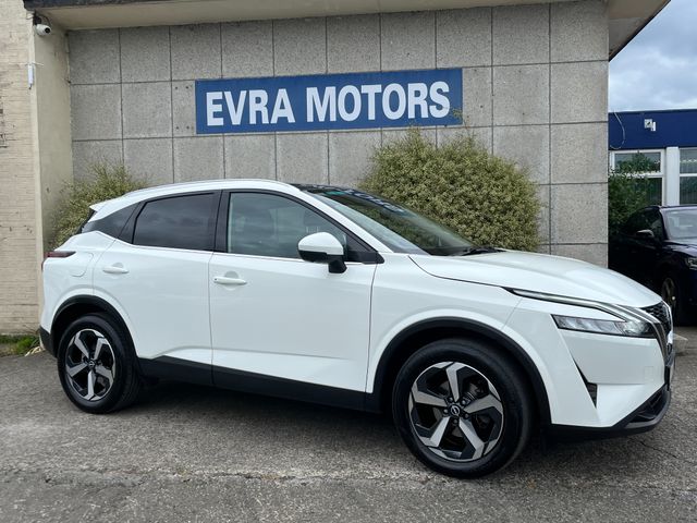 Image for 2023 Nissan Qashqai SV PREMIUM 1.3 PETROL MHEV MANUAL //LOW MILES//HIGH SPEC//360 PARKING CAMERAS//PANORAMIC GLASS ROOF//KEYLESS ENTRY//ADAPTIVE CRUISE CONTROL//