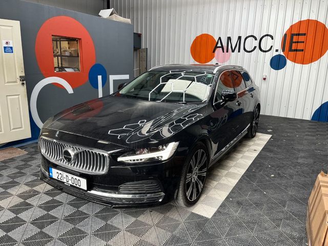 Image for 2022 Volvo V90 2022 VOLVO V90 T8 PLUG-IN 2.0 AUTOMATIC / CRUISE CONTROL / PARKING CAMERA / ELECTRIC MEMORY & HEATED SEATS / HEATED STEERING WHEEL / PANORAMIC SUNROOF / APPLE CARPLAY AND MORE