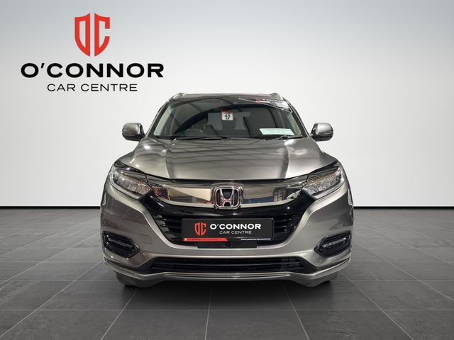 Image for 2020 Honda Vezel “Hybrid so smooth it barely disturbs your coffee.”