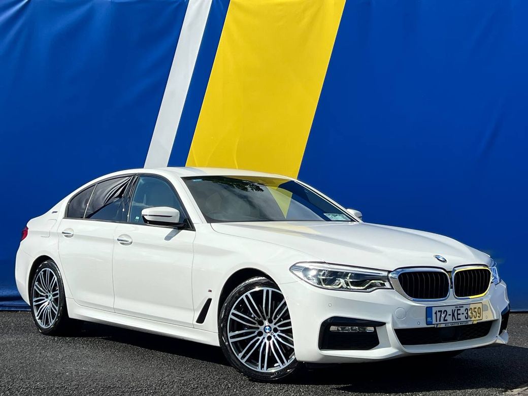Image for 2017 BMW 5 Series 530e M-SPORT 2.0 HYBRID // LEATHER VENTILATED MASSAGE SEATS // 360 DEGREE PARKING AID // 19" DIAMOND CUT ALLOYS