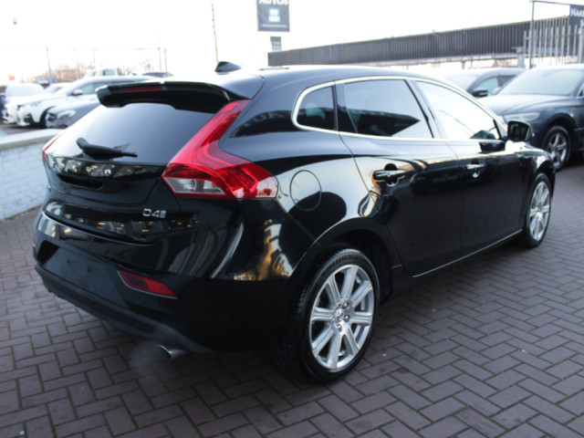Image for 2018 Volvo V40 2.0D4 INSCRIPTION EDITION 5DR HATCHBACK AUTO WITH ONLY 75, 959 KM'S // STUNNING CAR // BUY WITH CONFODENCE AA AND SIM I APPROVED DEALER 2025 // FINANCE ARRANGED // ALL TRADE INS WELCOME // 