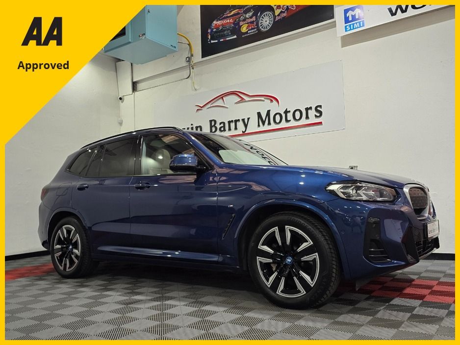 Image for 2022 BMW iX3 M SPORT (PAN ROOF / OYSTER LEATHER) AUTOMATIC **ONE OWNER / APPLE CARPLAY / DRIVING ASSIST PRO / ELECTRIC BOOTLID / ELECTRIC SUNROOF / HEATED STEERING WHEEL / SAT NAV / REVERSE CAMERA**