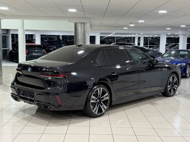 Image for 2025 BMW 7 Series M760E ULTIMATE X-DRIVE=32” THEATRE SCREEN//HUGE SPEC//AS NEW=2 YEAR BMW WARRANTY=TAILORED FINANCE PACKAGES AVAILABLE=TRADE IN’S WELCOME 