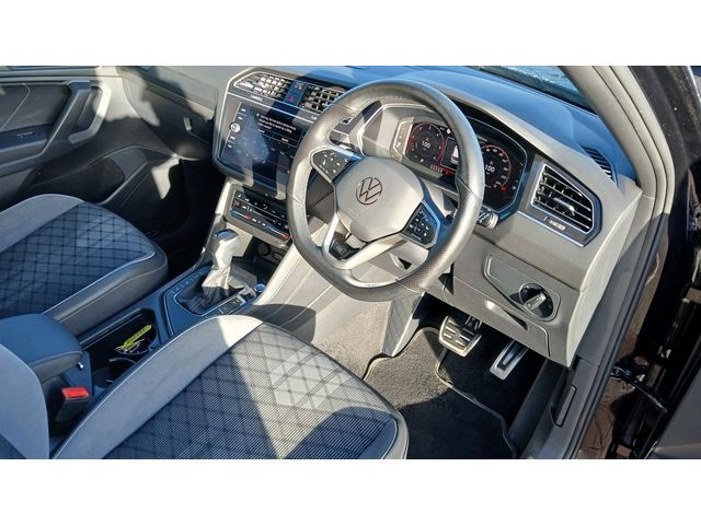 Image for 2024 Volkswagen Tiguan Allspace R-LINE 2.0TDI 150HP **AUTOMATIC, APP CONNECT, PARK ASSIST**