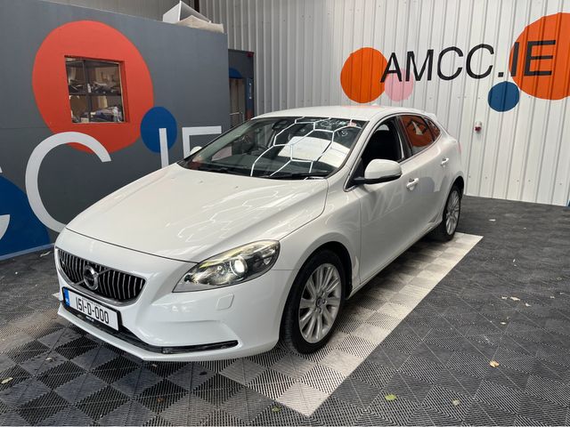 Image for 2015 Volvo V40 €11950 2015 VOLVO V40 T3 SE 1.5 AUTOMATIC / CRUISE CONTROL / REVERSE CAMERA / ELECTRIC MEMORY SEATS AND MORE