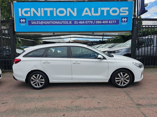 Image for 2019 Hyundai i30 I 30 ESTATE, DELUXE MODEL, PETROL, LOW MILEAGE, FINANCE, WARRANTY, 5 STAR REVIEWS