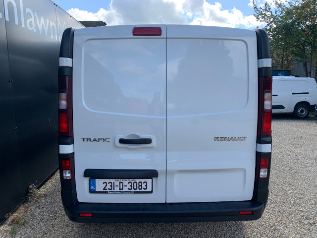 Image for 2023 Renault Trafic Business Blue LWB 2.0CDI 130PS // CVRT 10/27 // LOW MILEAGE // FULL SERVICE HISTORY // 