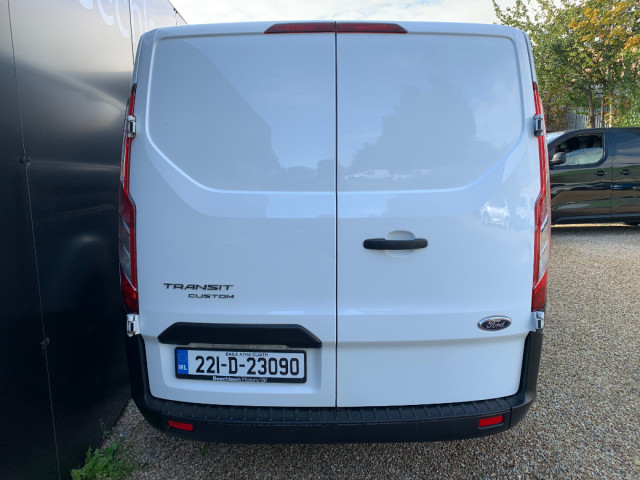 Image for 2022 Ford Transit Custom Custom 2.0TDCI 130PS LWB // CVRT 03/27 // FULL SERVICE HISTORY // VAT INVOICE // 