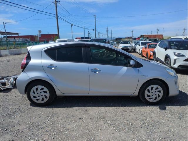 Image for 2016 Toyota Aqua 162 S Style