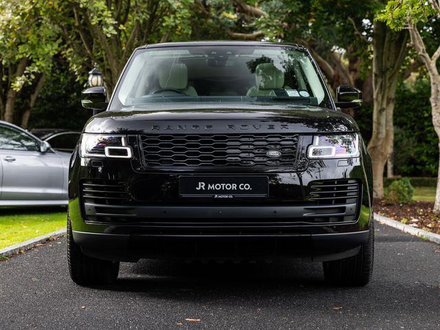 Image for 2020 Land Rover Range Rover P400E Vogue **LOW MILES**