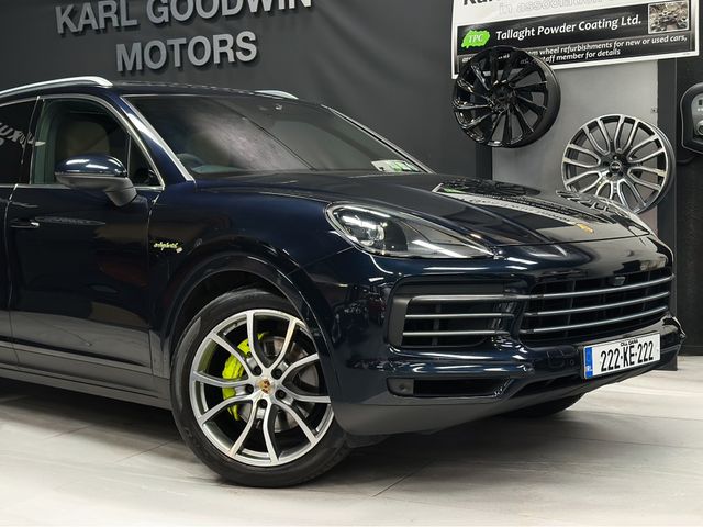 Image for 2022 Porsche Cayenne V6 E-HYBRID 4DR AUTO