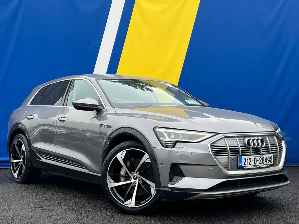 Image for 2021 Audi e-tron 50 QUATTRO // NEW 22" RSQ8 ALLOYS // AUDI DRIVE SELECT // LEATHER INTERIOR 
