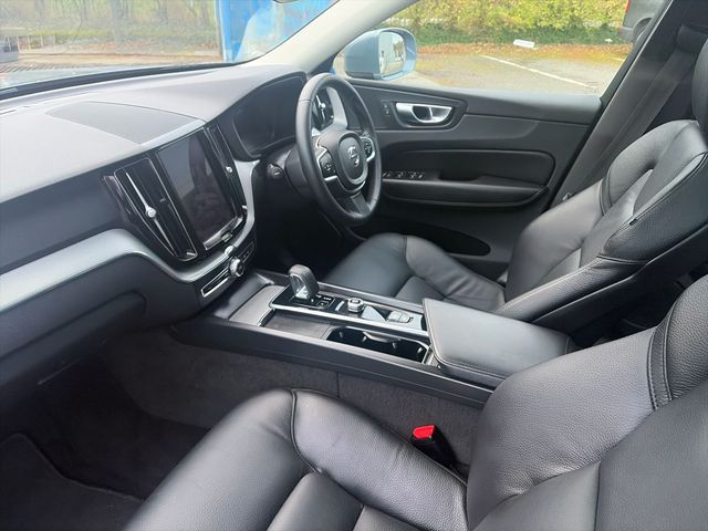 Image for 2023 Volvo XC60 T6 Recharge PHEV 350hp AT8 Core