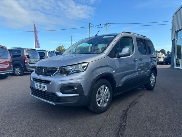 Image for 2020 Peugeot Rifter Wheelchair Car