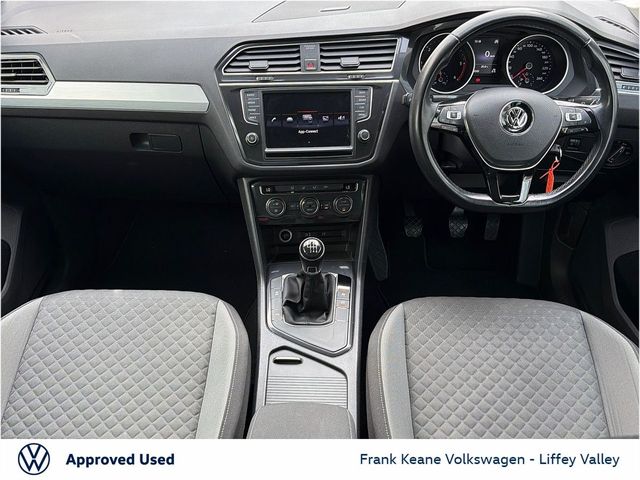 Image for 2017 Volkswagen Tiguan COMFORTLINE 2.0 TDI 150HP *DEEP BLACK METALLIC* *NEW NCT* *12 MONTHS FRANK KEANE WARRANTY* *FINANCE AVAILABLE*