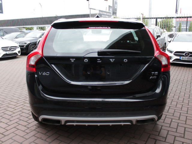Image for 2017 Volvo V60 T5 AWD CROSS COUNTRY 2.0 5DR ESTATE AUTOMATIC // WITH ONLY 115, 000 KM'S // STUNNING CAR // BUY WITH CONFIDENCE AA AND SIMI APPROVED DEALER // FINANCE ARRANGED // ALL TRADE INS WELCOME //