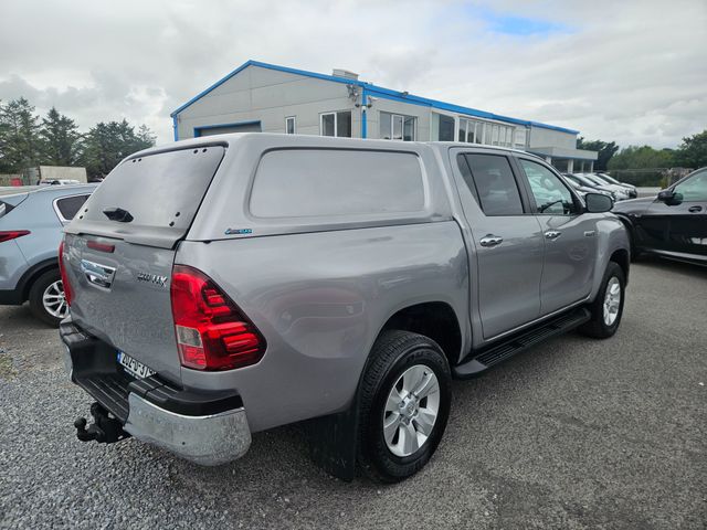 Image for 2020 Toyota Hilux Double CAB SR5 4DR