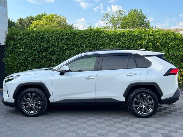 Image for 2022 Toyota Rav4 G EDITION 2.5 HYBRID AUTO // OPENING PAN ROOF // LEATHER POWERED & HEATED SEATS // 360 PARKING CAMERAS