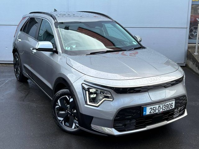 Image for 2025 Kia Niro e-Niro 3 SEM EV, 64kWh Auto (Range 458km) Rear Camera, CarPlay, Leather, Heated Seats, Sensors - First Registered January 2025 - Trade in Price €32, 999.