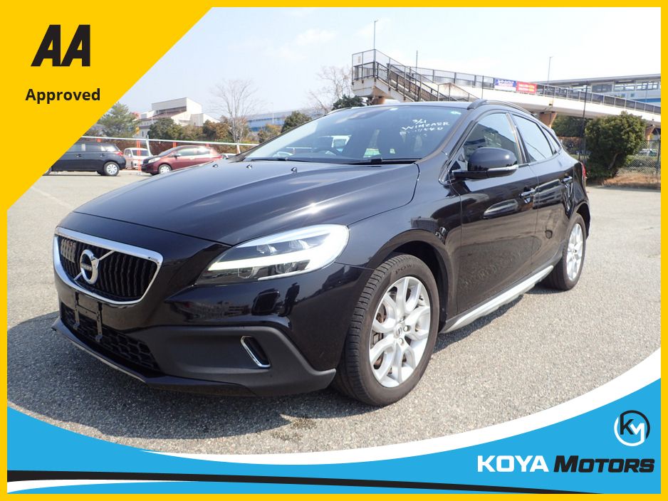 Image for 2018 Volvo V40 Cross Country 2.0 D4 CROSS COUNTRY SE LUXURY DIESEL 190 BHP AUTOMATIC // FULL LEATHER ELECTRIC SEATS // REVERSING CAMERA // CRUISE CONTROL // LANE ASSIST // COLLISION WARNING SYSTEM // TOP SPEC