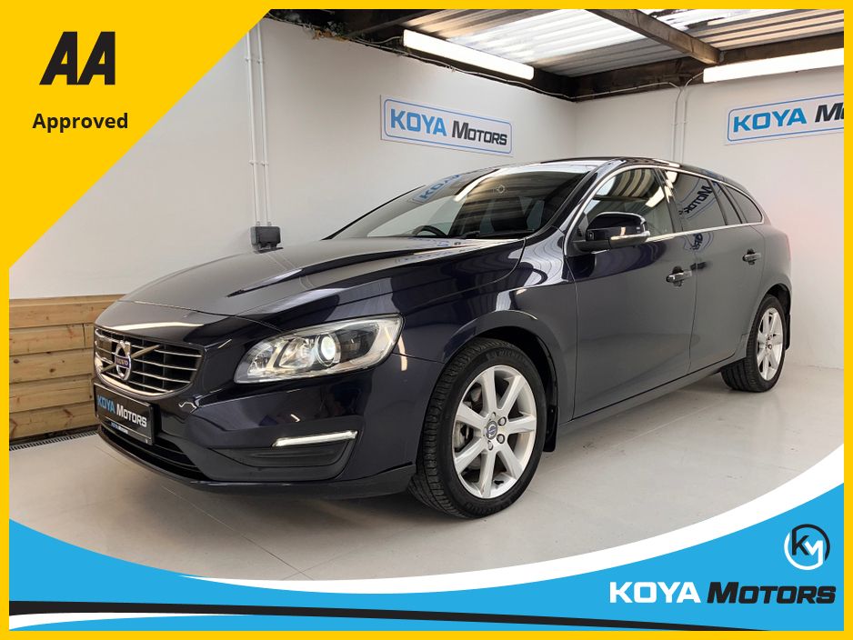 Image for 2018 Volvo V60 2.0 D4 SE LUXURY DIESEL 190 BHP AUTO // FULL LEATHER ELECTRIC SEATS // REVERSING CAMERA // CRUISE CONTROL // LANE ASSIST // COLLISION WARNING SYSTEM // LOW KMS // TOP SPEC // UPGRADED SPORT ALLOYS
