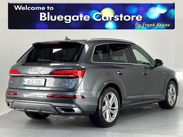 Image for 2021 Audi Q7 55 TFSI E 3.0 S LINE**BLACK LEATHER INTERIOR**FRONT HEATED SEATS**TOUCH SCREEN CLIMATE CONTROL**REVERSE CAMERA**APPLE CARPLAY**CRUISE CONTROL**ELECTRIC TAILGATE**AMBIENT LIGHTING**FINANCE AVAILABLE**