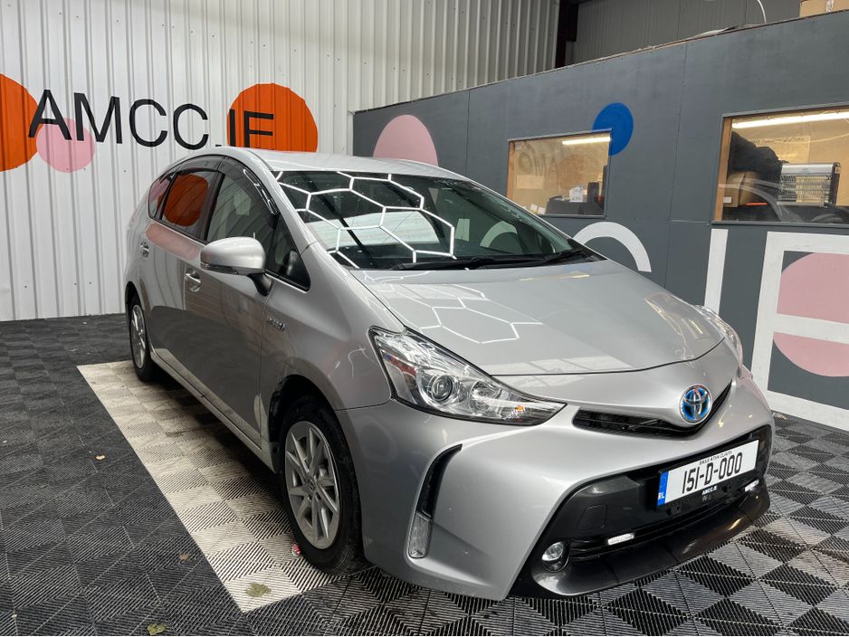 Image for 2015 Toyota Prius 2015 TOYOTA PRIUS ALPHA S 1.8 AUTOMATIC / CRUISE CONTROL / REVERSE CAMERA AND MORE