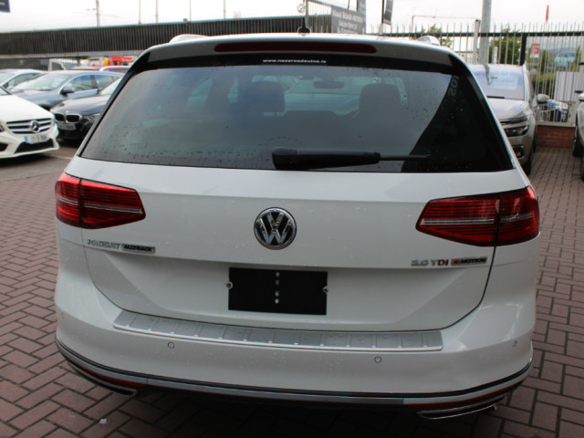 Image for 2020 Volkswagen Passat 2.0TDI ALLTRACK 4MOTION(4WD) ELEGANCE LINE 5DR EST AUTO // MEGA SPEC WITH ONLY 95000KM // FULL HEATED LEATHER // BUY WITH CONFIDENCE AA AND SIMI APPROVED DEALER 2025 // FINANCE ARRANGED /
