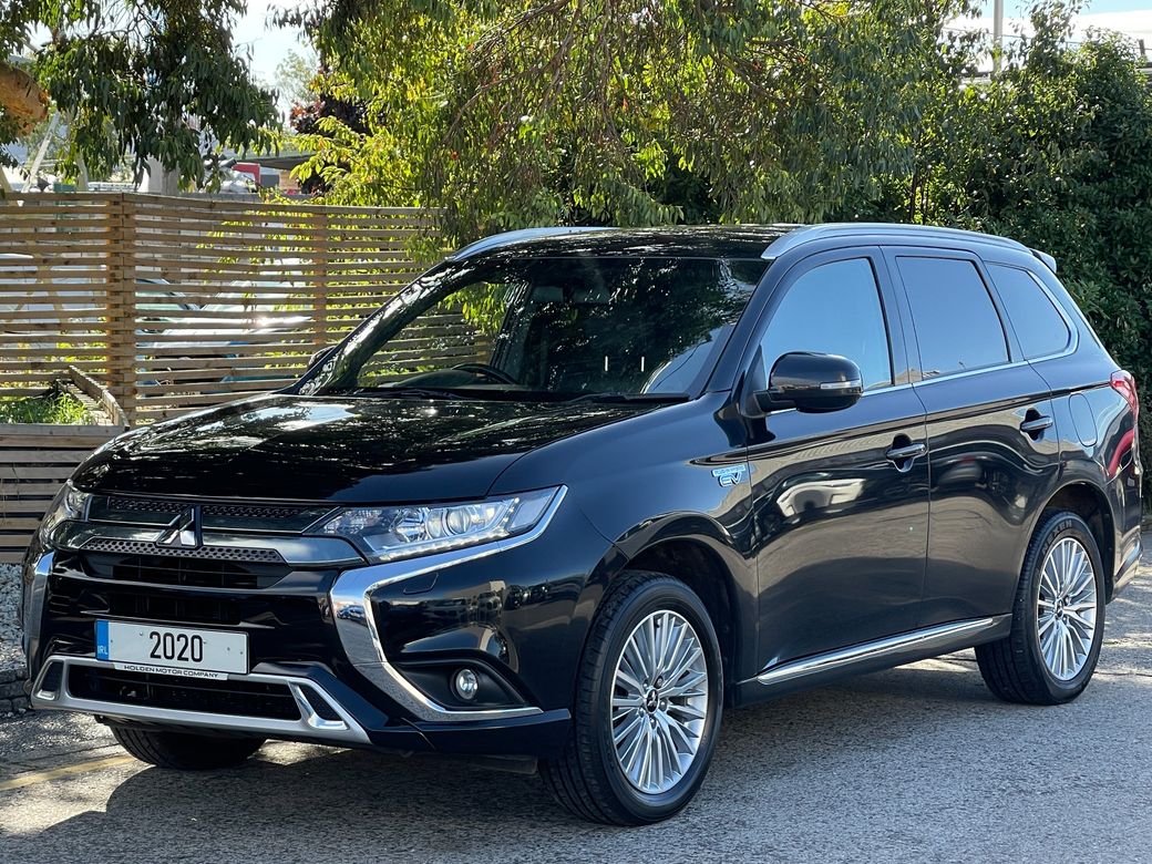 Image for 2020 Mitsubishi Outlander PHEV DYNAMIC
