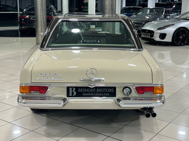 Image for 1971 Mercedes-Benz SL Class 280 SL AUTOMATIC=ONLY 70000 MILES//DOCUMENTED SERVICE HISTORY FILE=INVESTMENT POTENTIAL//71 D REG=ONLY €56 ANNUAL ROAD TAX//TRADE INS WELCOME