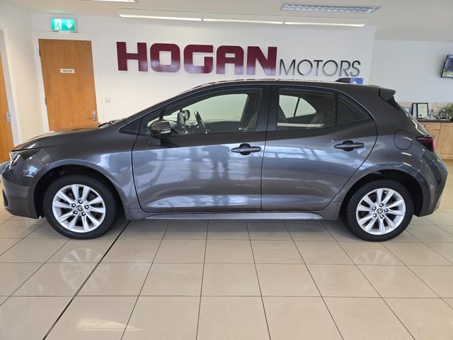 Image for 2024 Toyota Corolla Hybrid Luna Automatic