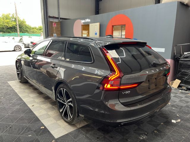 Image for 2022 Volvo V90 2022 VOLVO V90 T8 PLUG-IN 2.0 AUTOMATIC / CRUISE CONTROL / PARKING CAMERA / ELECTRIC MEMORY & HEATED SEATS / HEATED STEERING WHEEL / PANORAMIC SUNROOF AND MORE