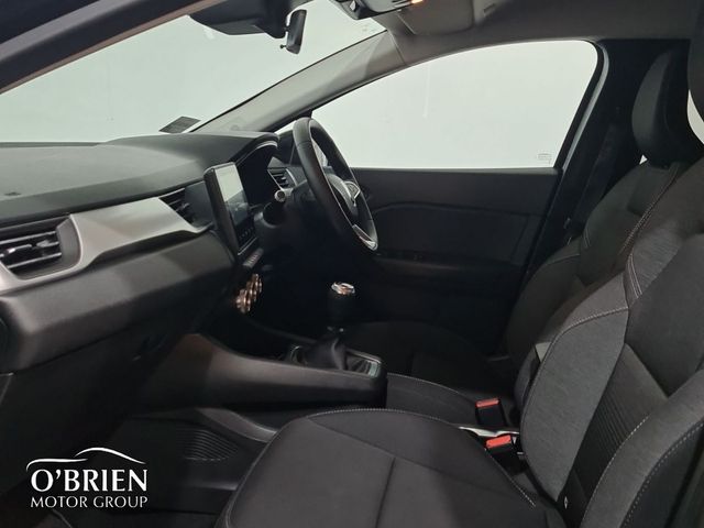 Image for 2021 Renault Captur dCi 95 Iconic