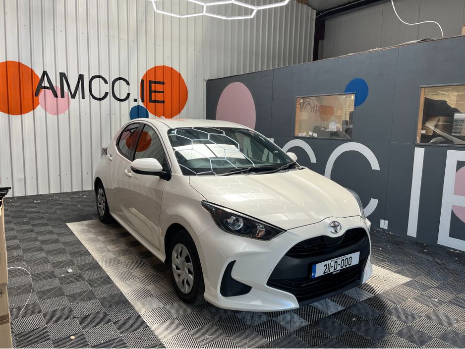 Image for 2021 Toyota Yaris 2021 TOYOTA YARIS X 1.0 AUTOMATIC / REVERSE CAMERA AND MORE
