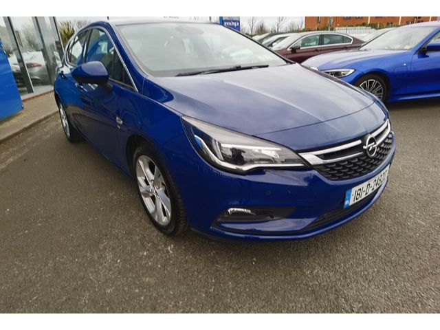 Image for 2018 Opel Astra 1.6CDTI SRI+ **HEATED SEATS** - FINANCE AVAILABLE - CALL US TODAY ON 01 492 6566 OR 087-092 5525