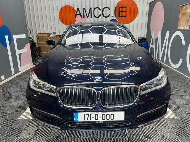 Image for 2017 BMW 7 Series 2017 BMW 740E IPERFORMANCE EXECUTIVE AUTOMATIC / CRUISE CONTROL / 360 PARKING CAMERA / ELECTRIC MEMORY HEATED & MASSAGING SEATS / HEATED REAR SEATS / PANORAMIC SUNROOF / AMBIENT LIGHTS
